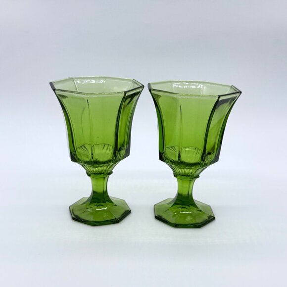 Set of 2 Vintage Avacado Independence Glass Co. MCM Wine Glasses 5.75" tall - Picture 3 of 4